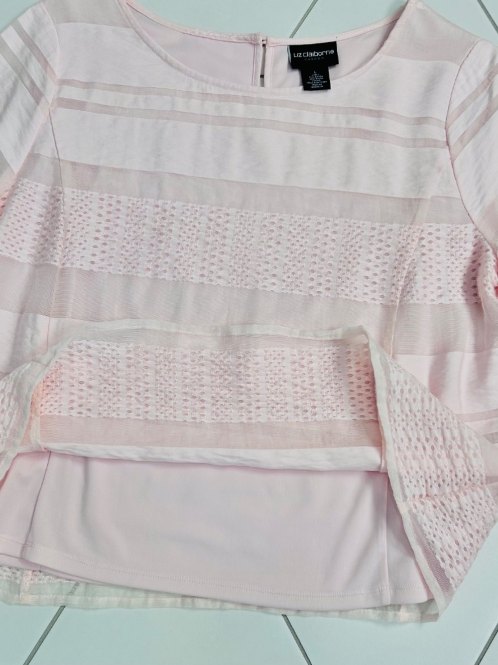 Liz Claiborne Light Pink Bell Sleeve Top, Size L, NWOT - Picture 5 of 8